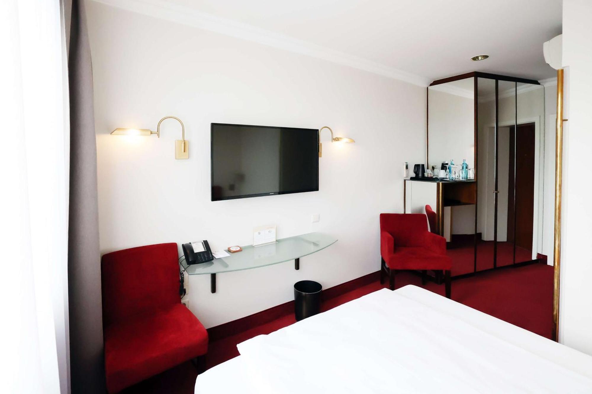 Western St. Raphael 4* Hamburg-Harburg